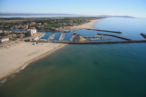 Гостиница Hotel Le Richmont  Марсея́н